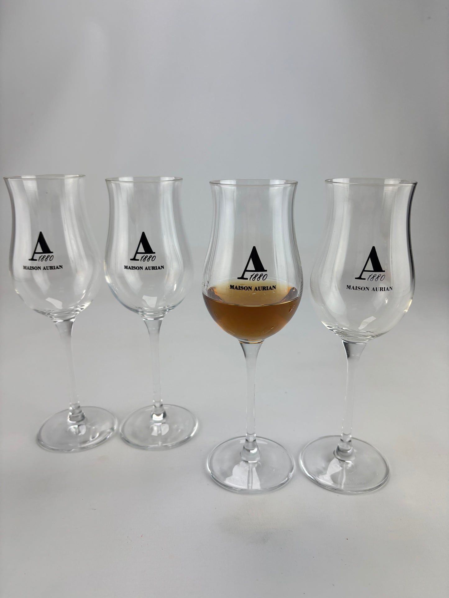 4 verres de dégustation d'armagnac de la Maison Aurian